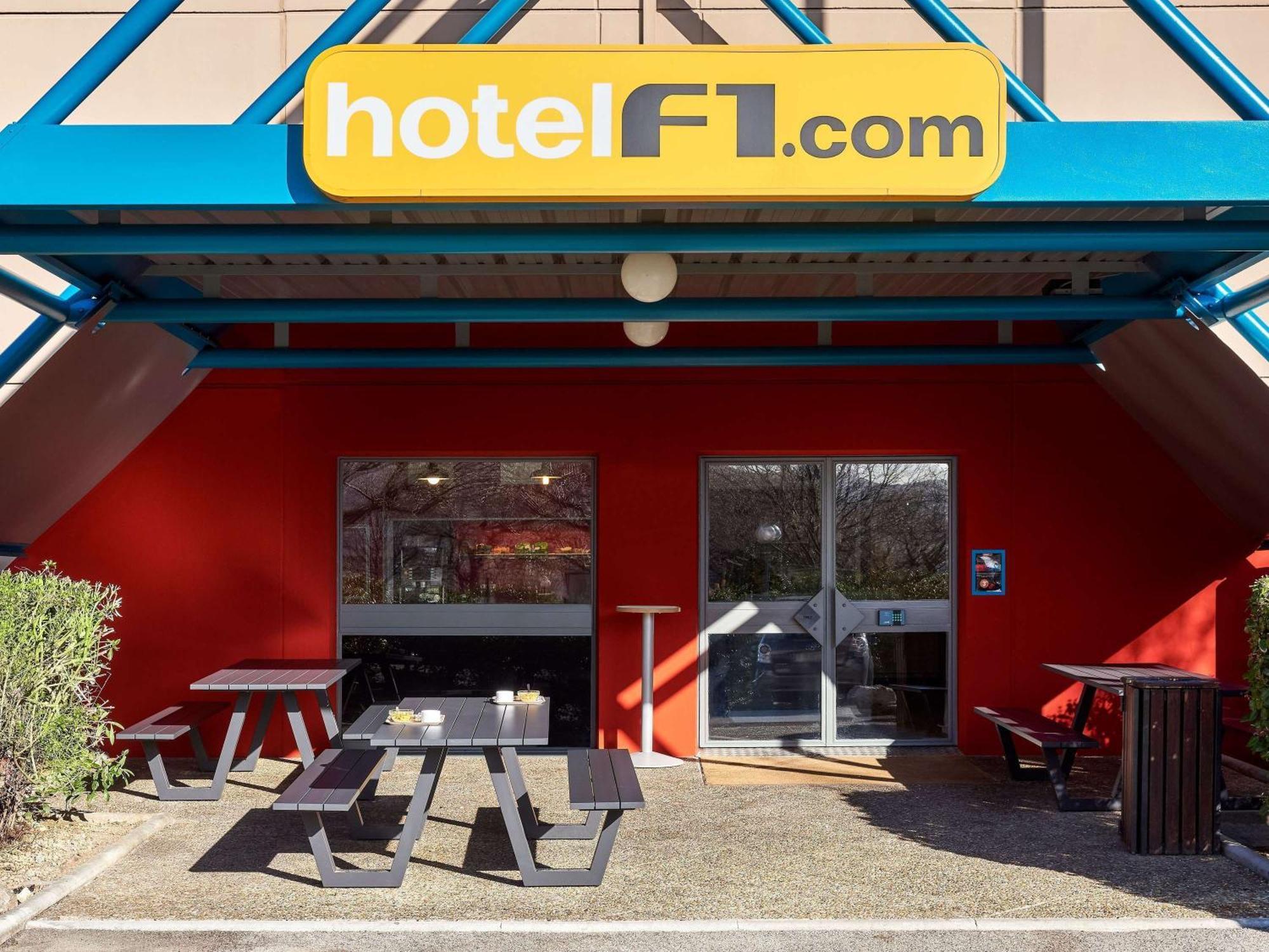Hotelf1 Le Mans Nord Hotel
